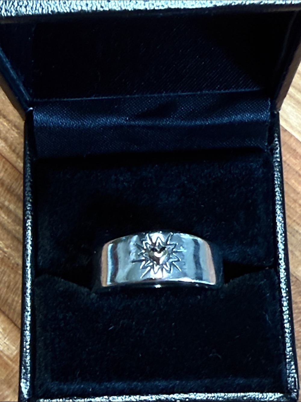 Woman’s stamped 925 Silver Starburst Band Ring - Unbranded